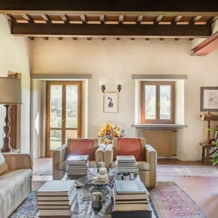 Faltoiano Villa *