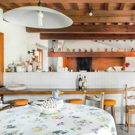 Faltoiano Villa